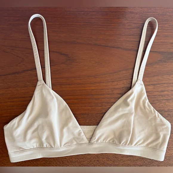 SKIMS Fits Everybody Triangle Bralette - Picture 2 of 3